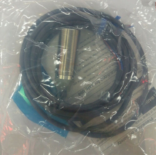 E2B-M18KS08-WZ-C1