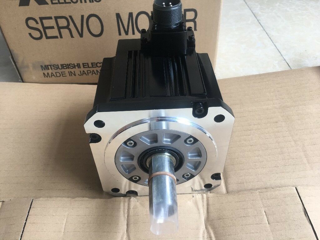Серводвигатель Mitsubishi HF153S